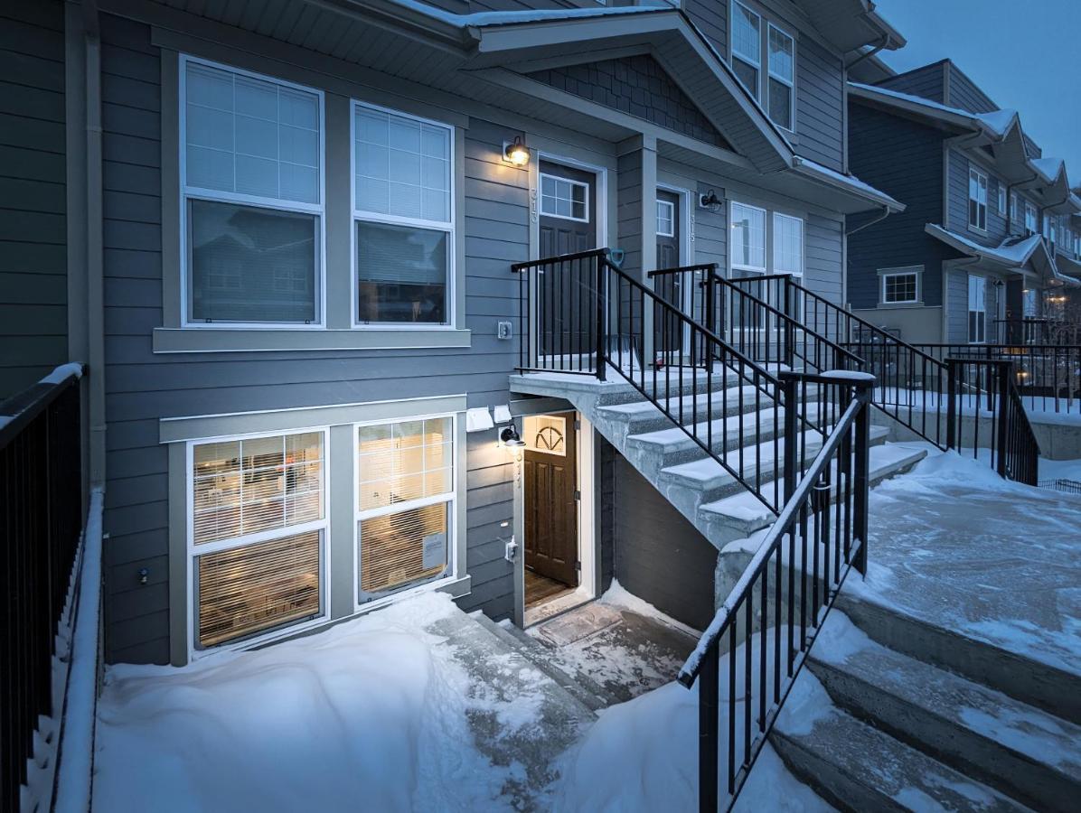 Globalstay New Apartments In Cranbrook Free Street Parking Calgary Extérieur photo