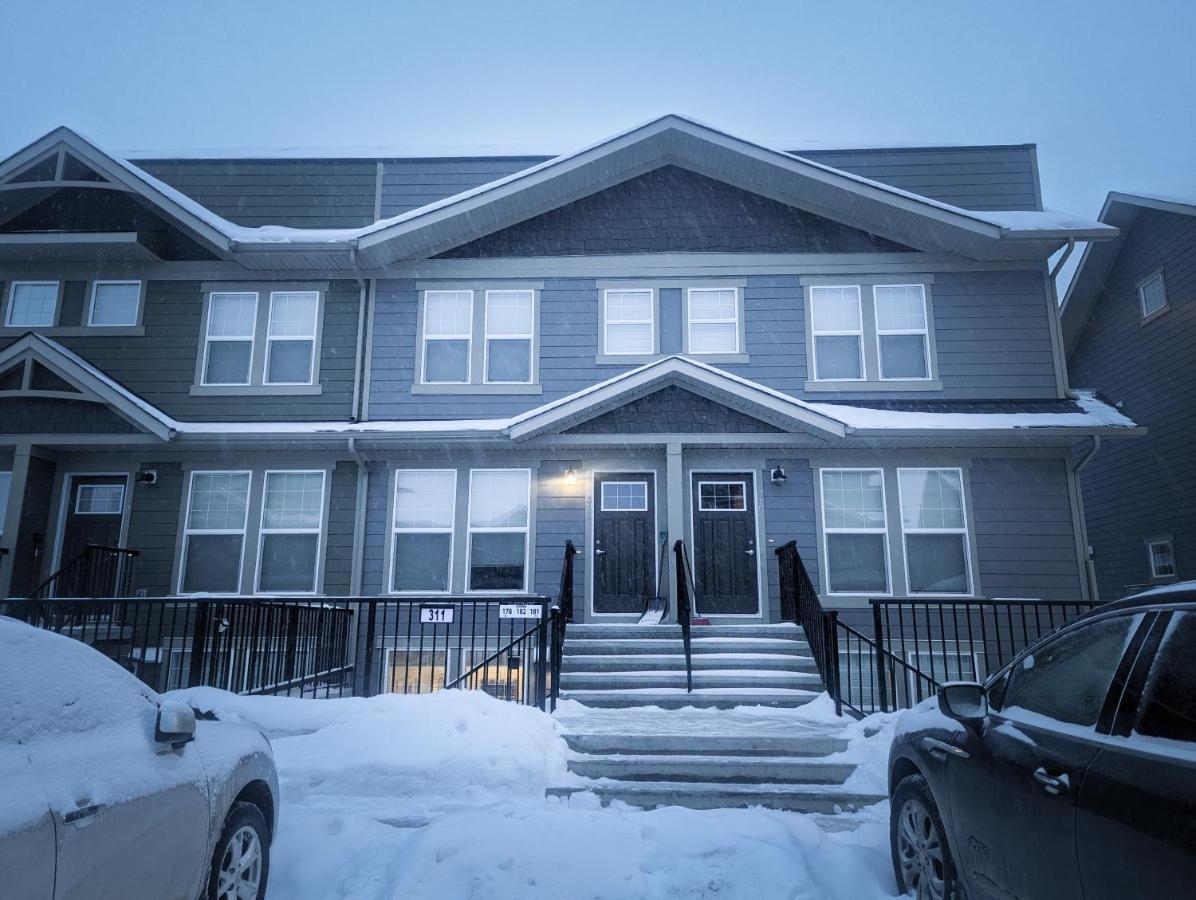 Globalstay New Apartments In Cranbrook Free Street Parking Calgary Extérieur photo