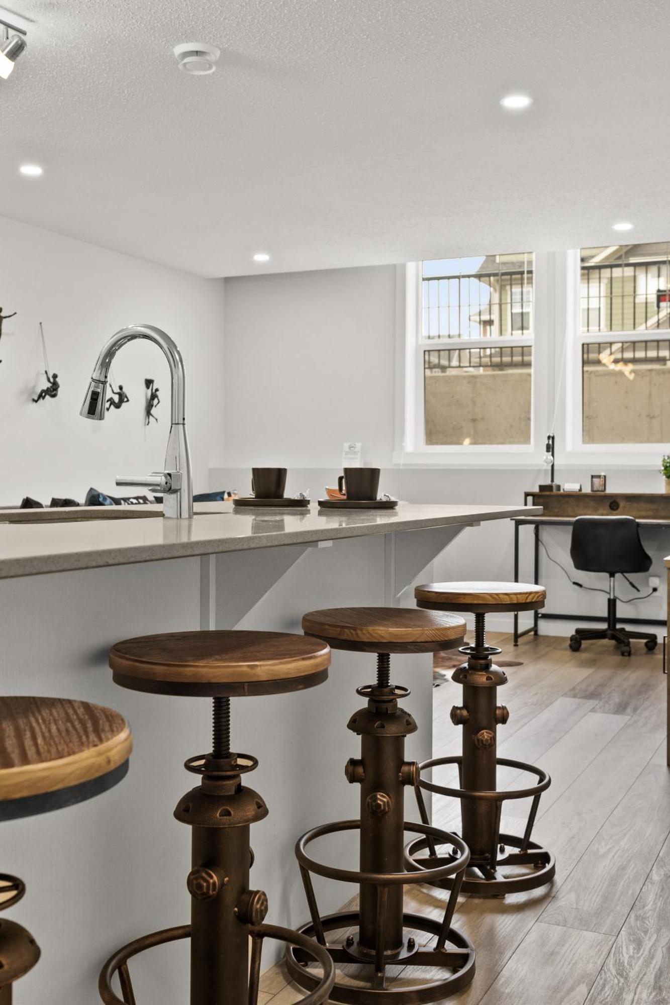 Globalstay New Apartments In Cranbrook Free Street Parking Calgary Extérieur photo