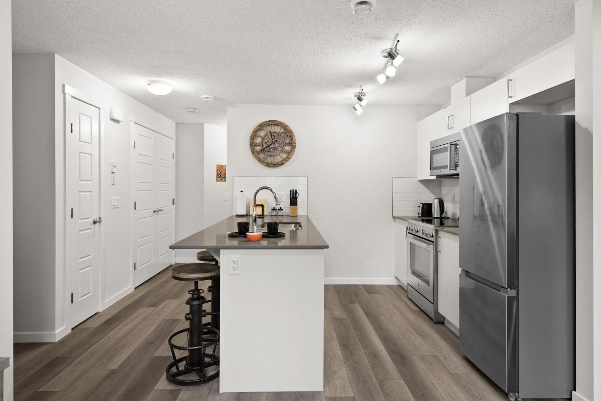Globalstay New Apartments In Cranbrook Free Street Parking Calgary Extérieur photo